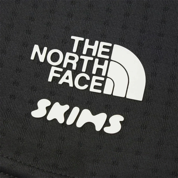 The North Face x SKIMS Dotknit Legging - Picture 4 of 5